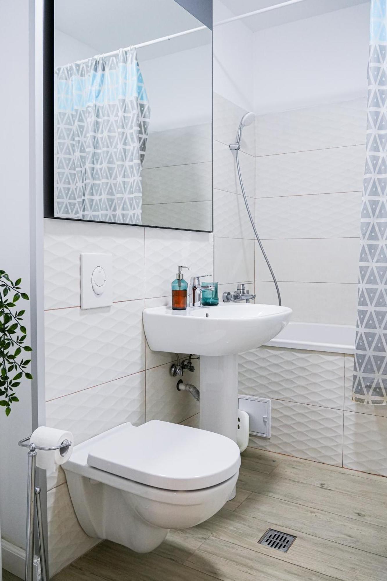 Maria - Modern Apartment With Parking And Workspace Бухарест Экстерьер фото